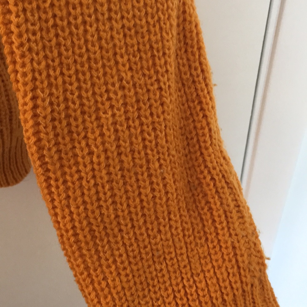 ❌SOLD❌ Forever 21 Mustard Yellow Knitted Sweater - Picture 3 of 8